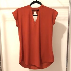 Short sleeve key hole shirt